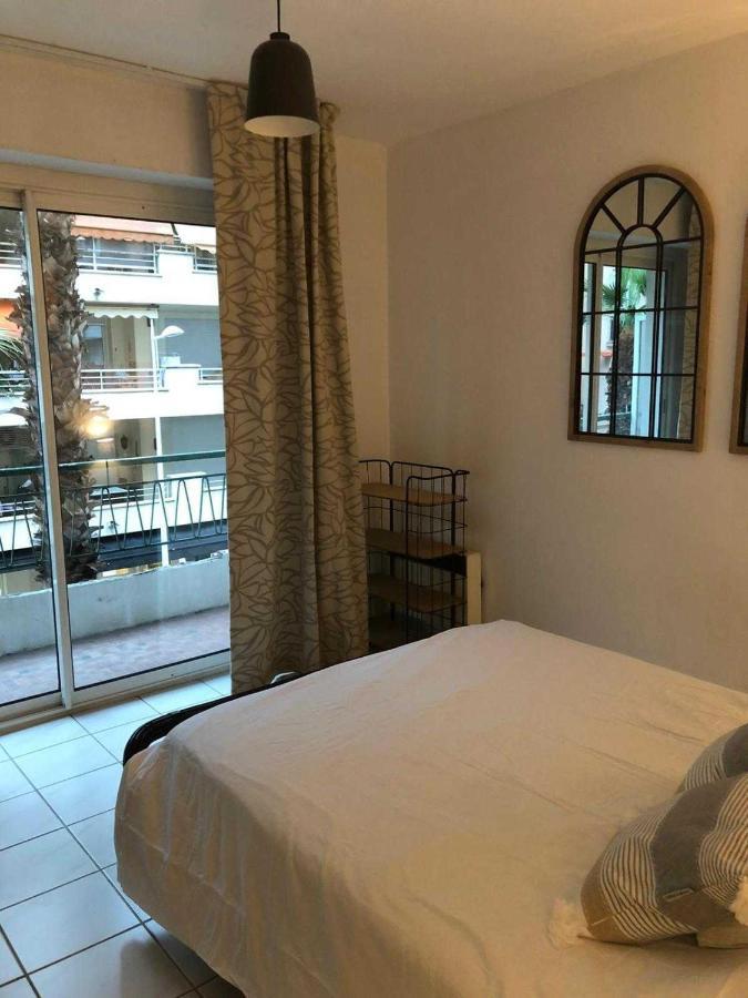 Flat In Juan Apartment Антиб Екстериор снимка